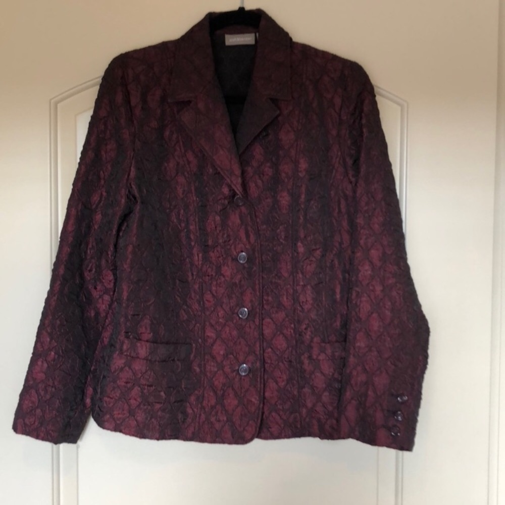 CROFT & BARROW BURGUNDY BLAZER MED.